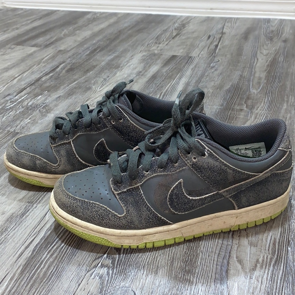Boys Nike Sneakers